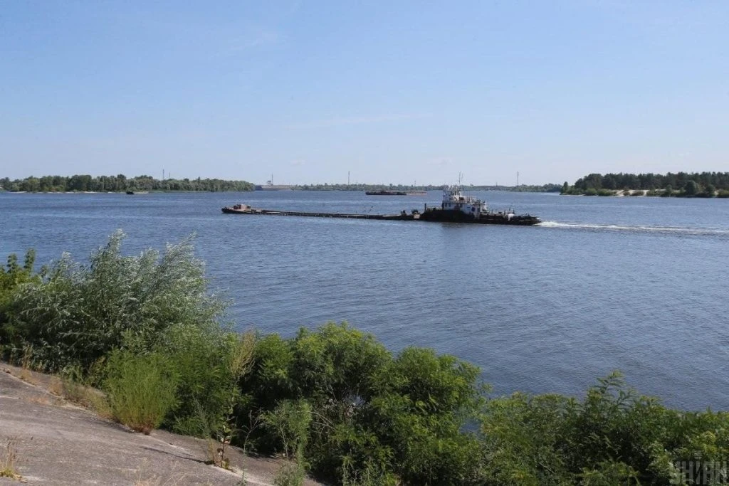 Суліна різко збільшила пропуск суден перед дводенною паузою через негоду